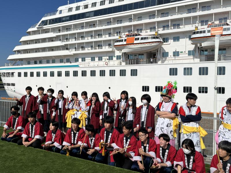 クルーズ船歓迎催事（クリスタル・シンフォニー号）（6月14日）